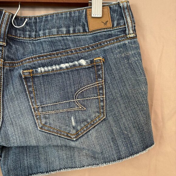 American Eagle Cut Off Jean Shorts Distressed Size 4 Women's - Picture 6 of 7